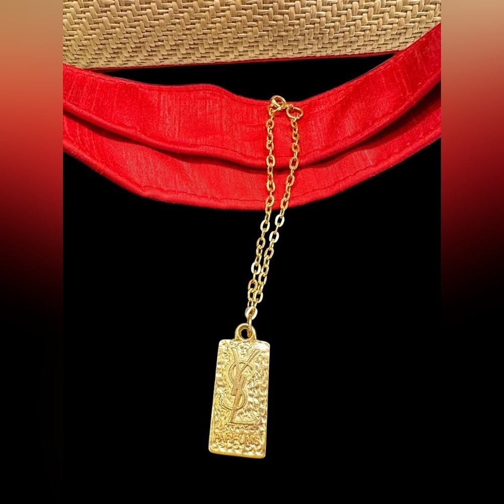 YSL TOTE Auth YSL Beauty Bag Charm & StrawTote Bracelet NECKLACE New - Picture 9 of 10